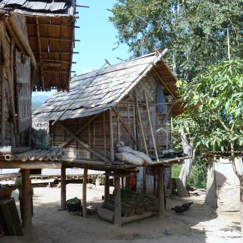 Muang Ngoi Village