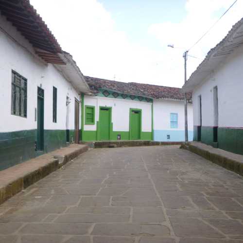 Colonial painted houses