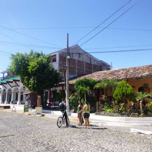 Сучитото, Сальвадор