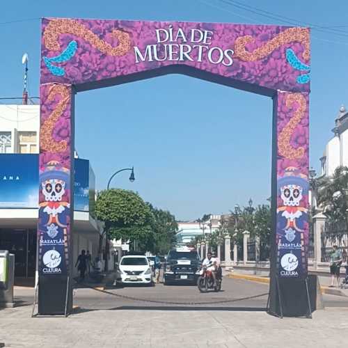 Plaza Republica, Мексика