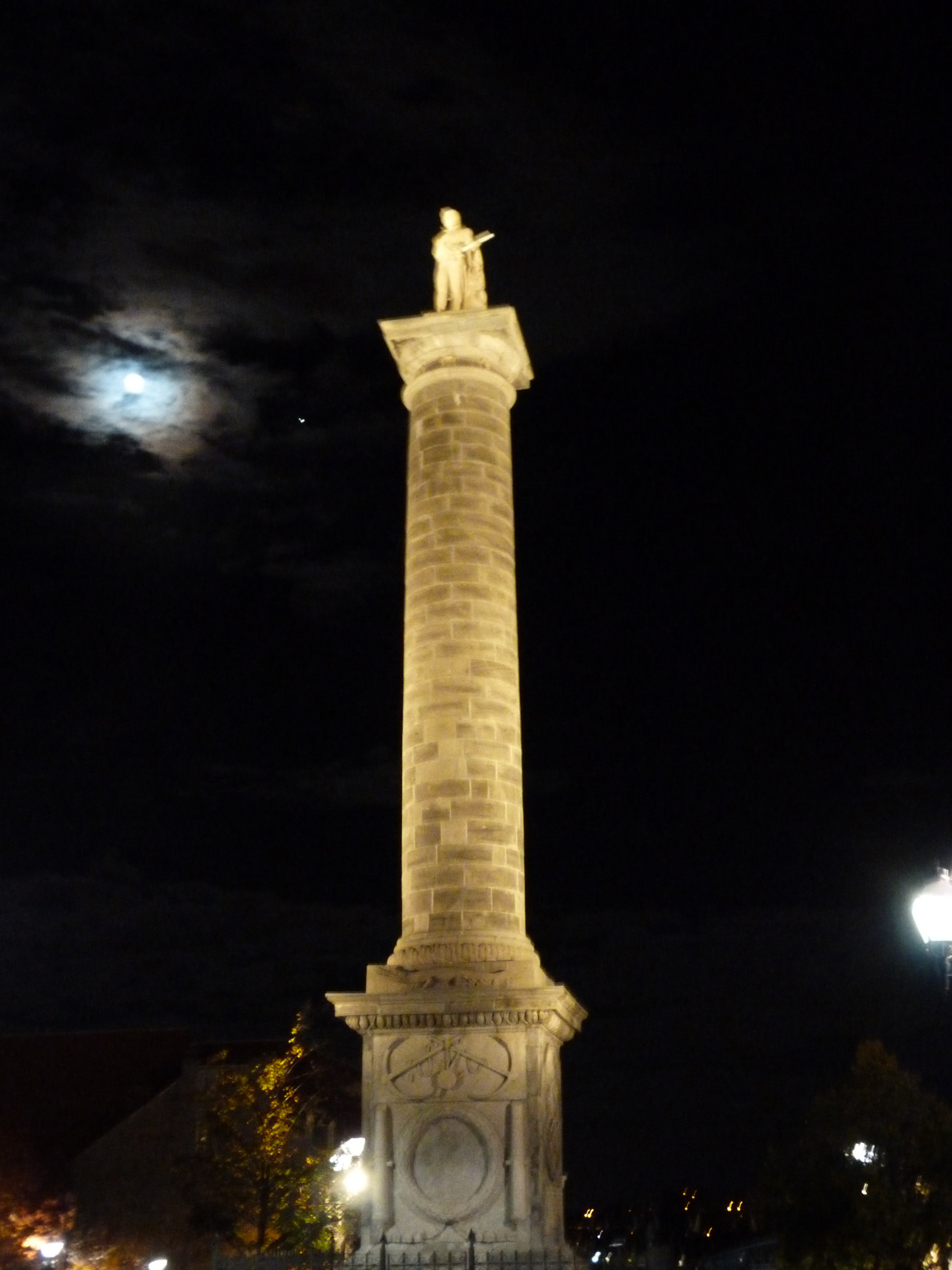 Monument by night