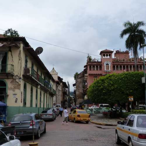 Plaza Simón Bolívar, Panama