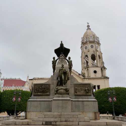 Plaza Simón Bolívar, Панама