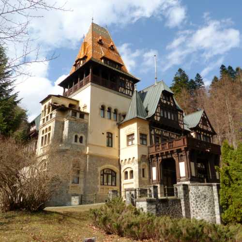Pelisor Castle