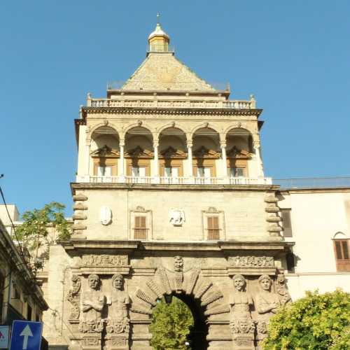 Porta Nuova, Italy