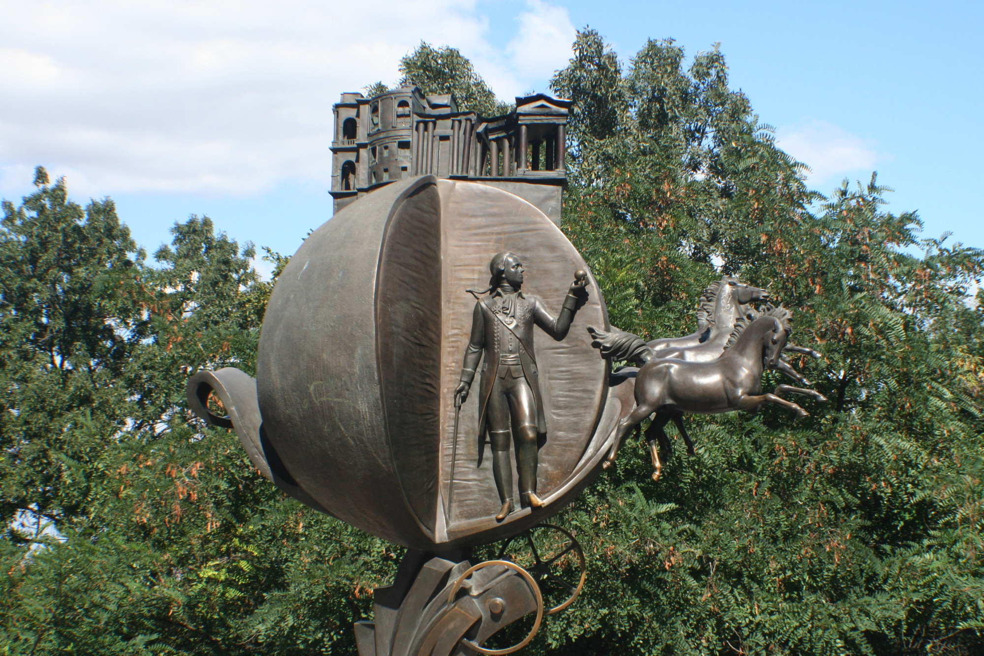 A bronze scuplture dedicated to a very popular Odessa's legend