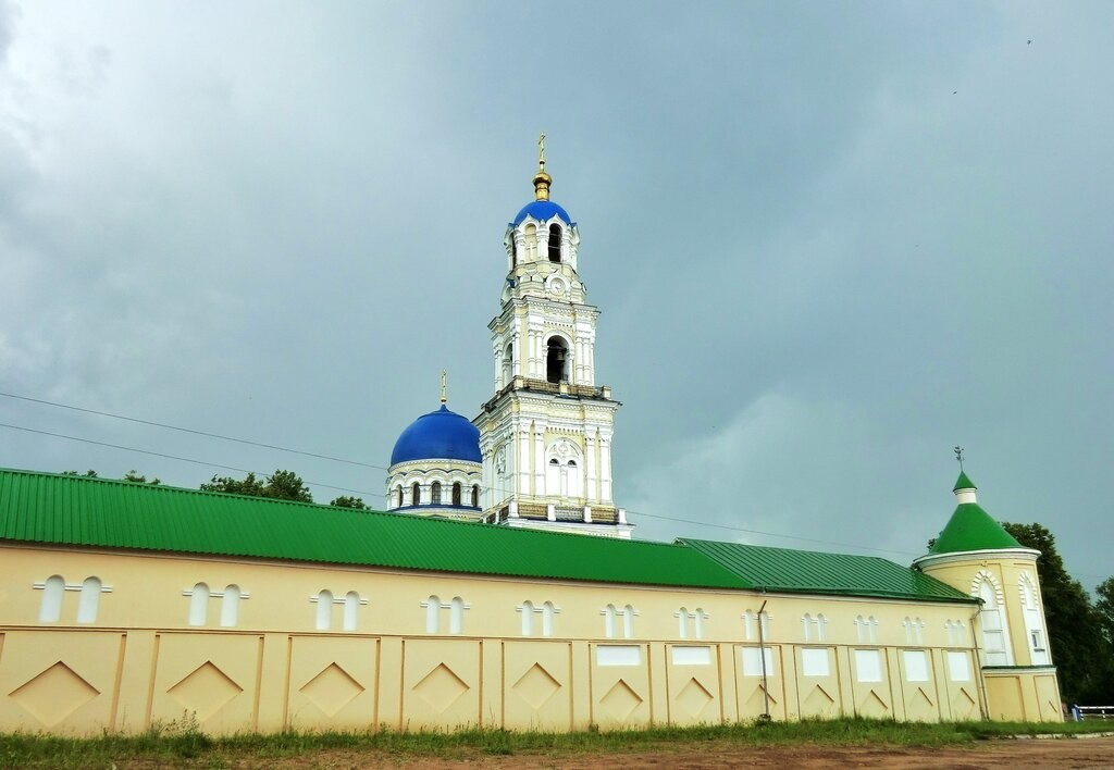 Село имени Льва Толстого, Russia