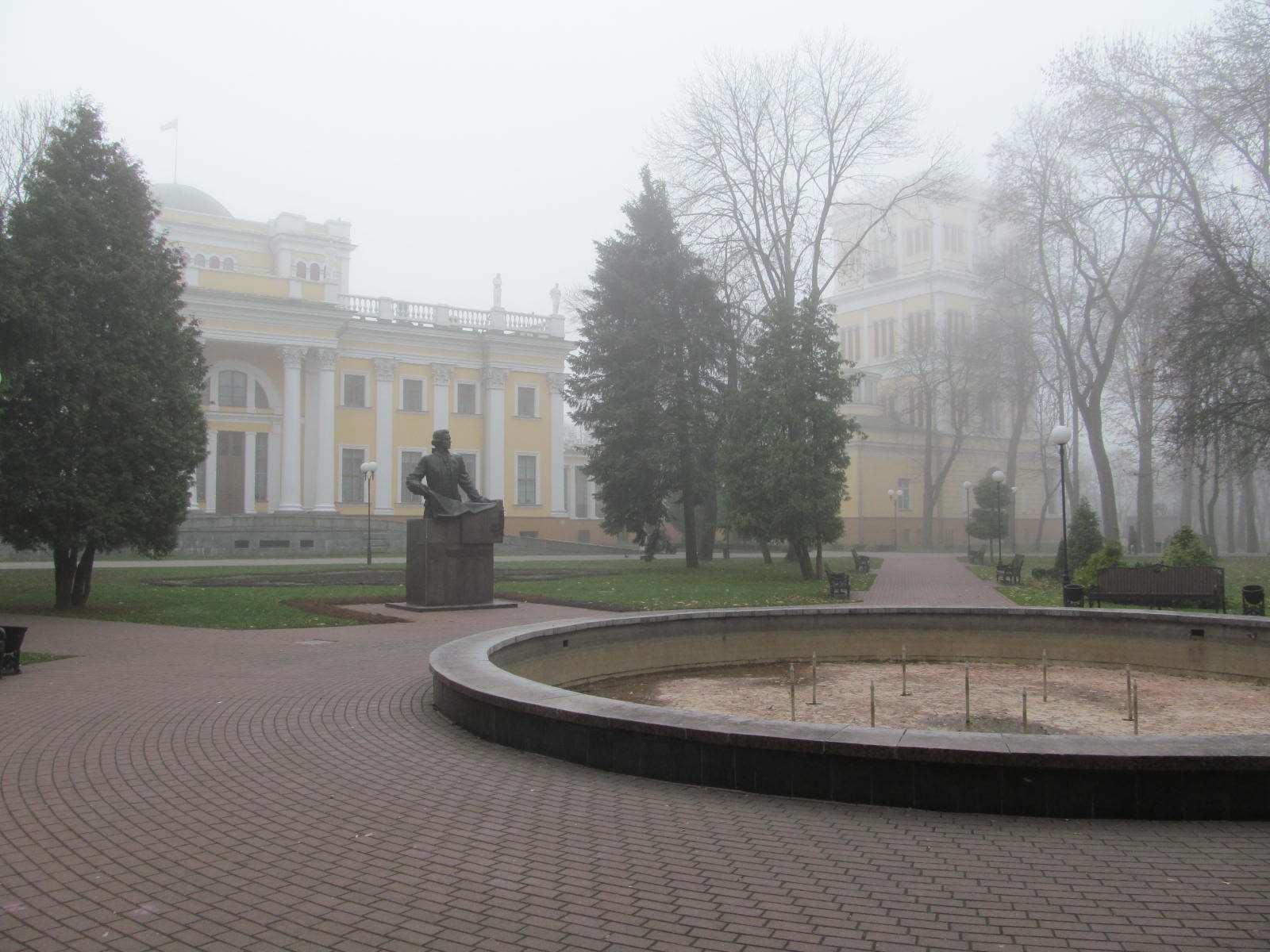 Дворец Румянцевых-Паскевичей, Беларусь