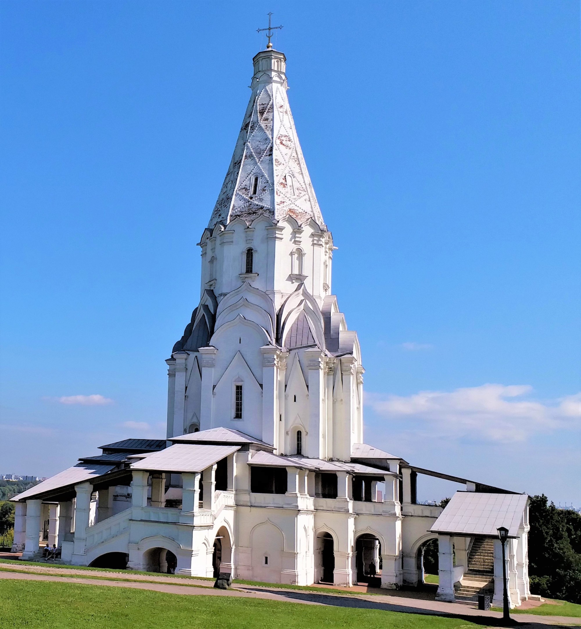 Церковь вознесения в коломенском фото