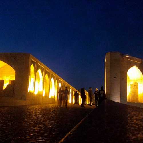 Khaju Bridge, Иран