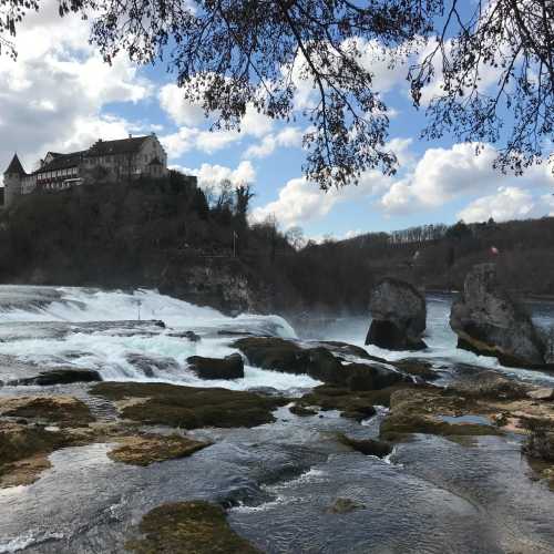 Рейнский водопад, Швейцария