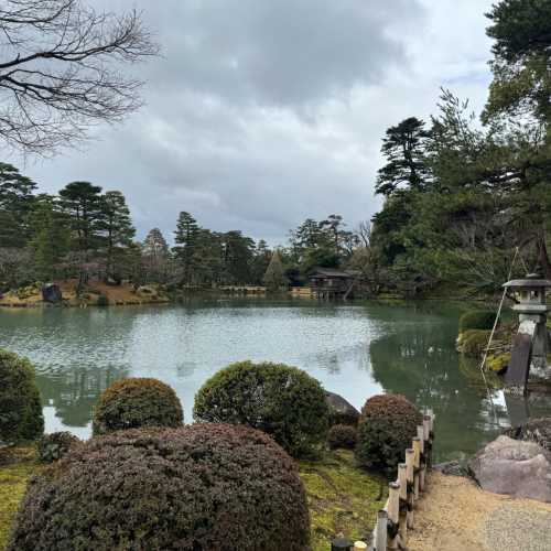 Kenrokuen Garden photo