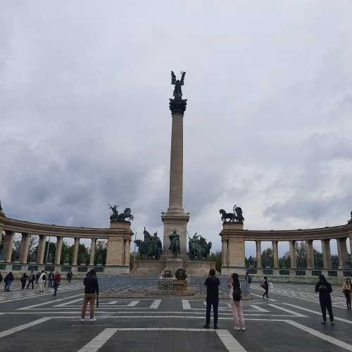 Площадь Героев в Будапеште, Венгрия