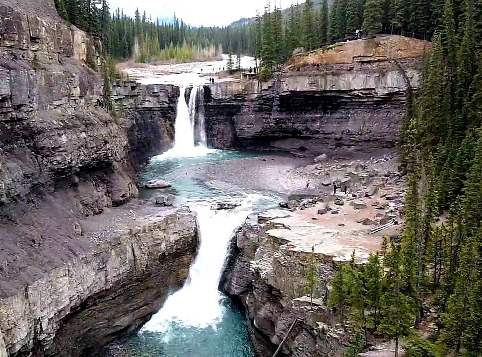 Crescent Falls, Canada